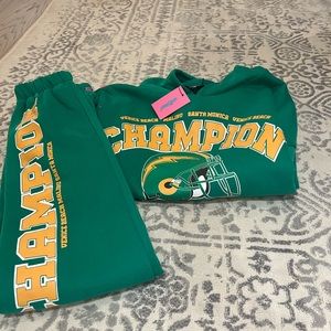 (edikted) Green, La Champion Oversized Hoodie